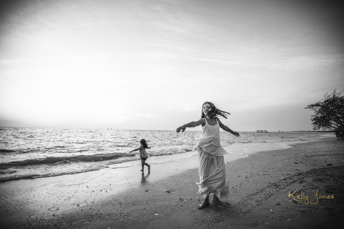Fort Myers Beach Photographer Kelly Jones Shoots children on the beaches of SWFL